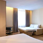 Novotel Centre Cathedrale 4*