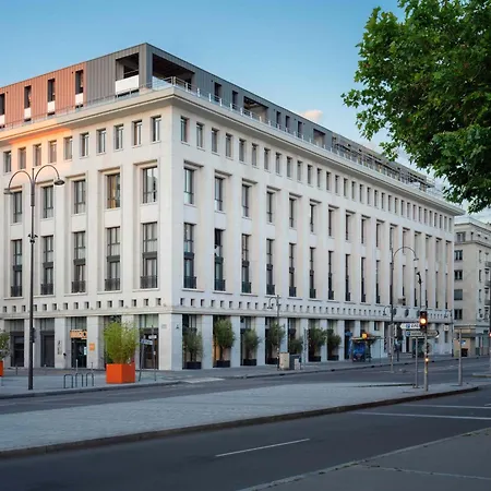 Hotel Novotel Centre Cathedrale 4*