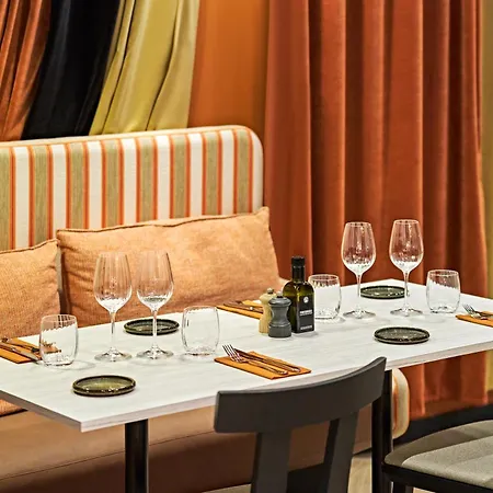 فندق Novotel Centre Cathedrale