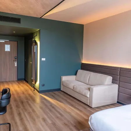 Novotel Centre Cathedrale 4* روان