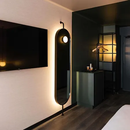 Novotel Centre Cathedrale Hotel