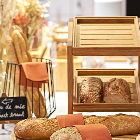 Novotel Centre Cathedrale 4*