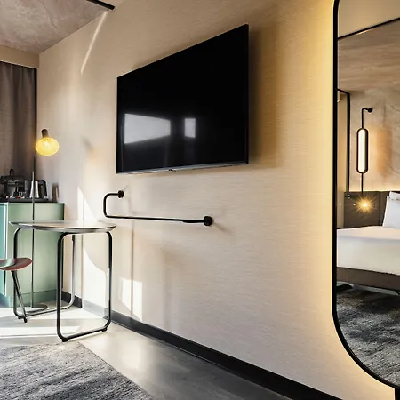 Novotel Centre Cathedrale Hotel
