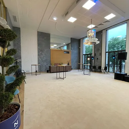 Novotel Centre Cathedrale 4*