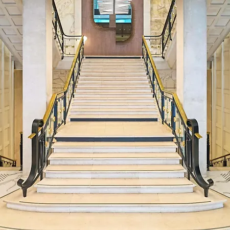 Novotel Centre Cathedrale Hotel