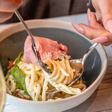 Novotel Centre Cathedrale Hotel 4*