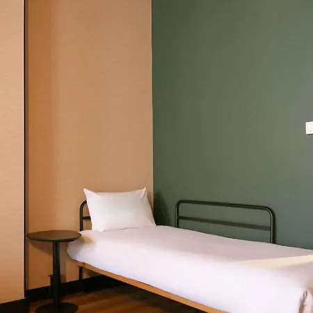 Ξενοδοχείο Novotel Centre Cathedrale 4*