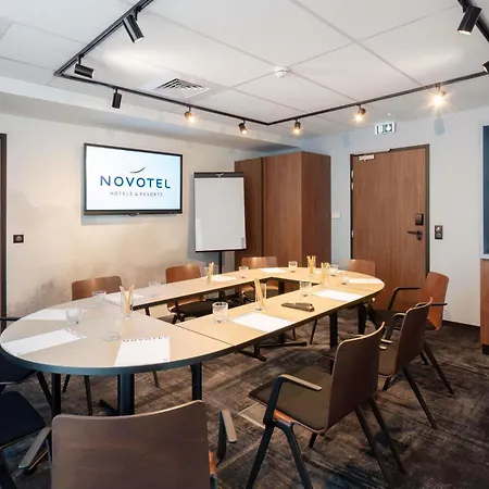 Отель Novotel Centre Cathedrale Руан