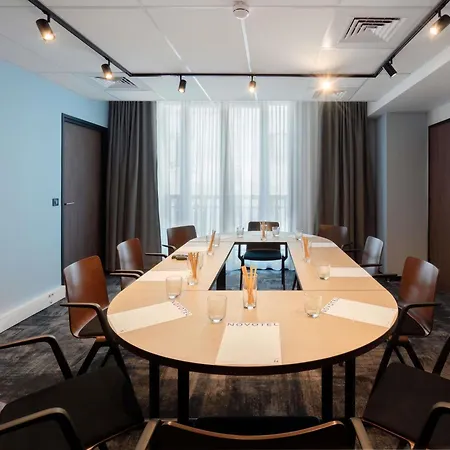 Novotel Centre Cathedrale Отель 4*