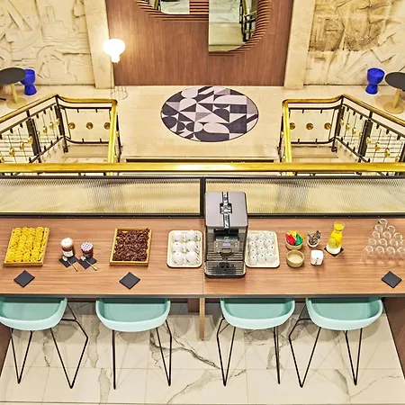 Novotel Centre Cathedrale Отель 4*