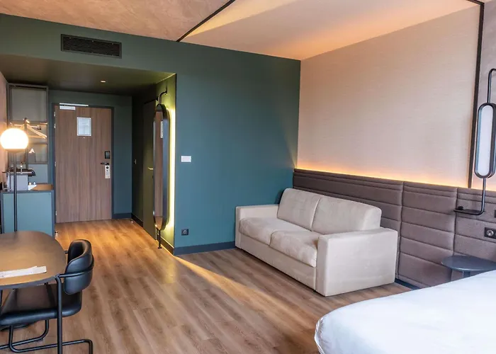 Novotel Centre Cathedrale ホテル 4*