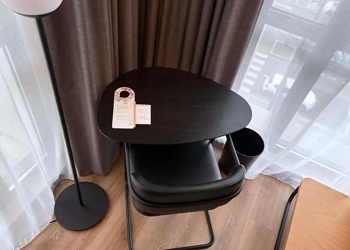 ホテル Novotel Centre Cathedrale 4*