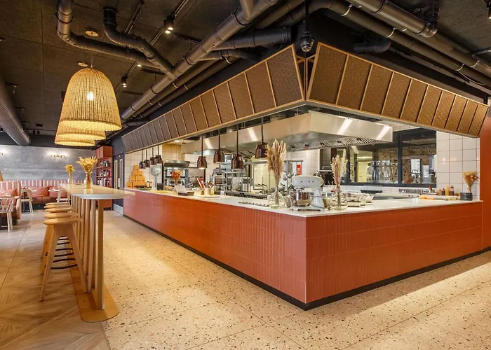 Novotel Centre Cathedrale Hotel